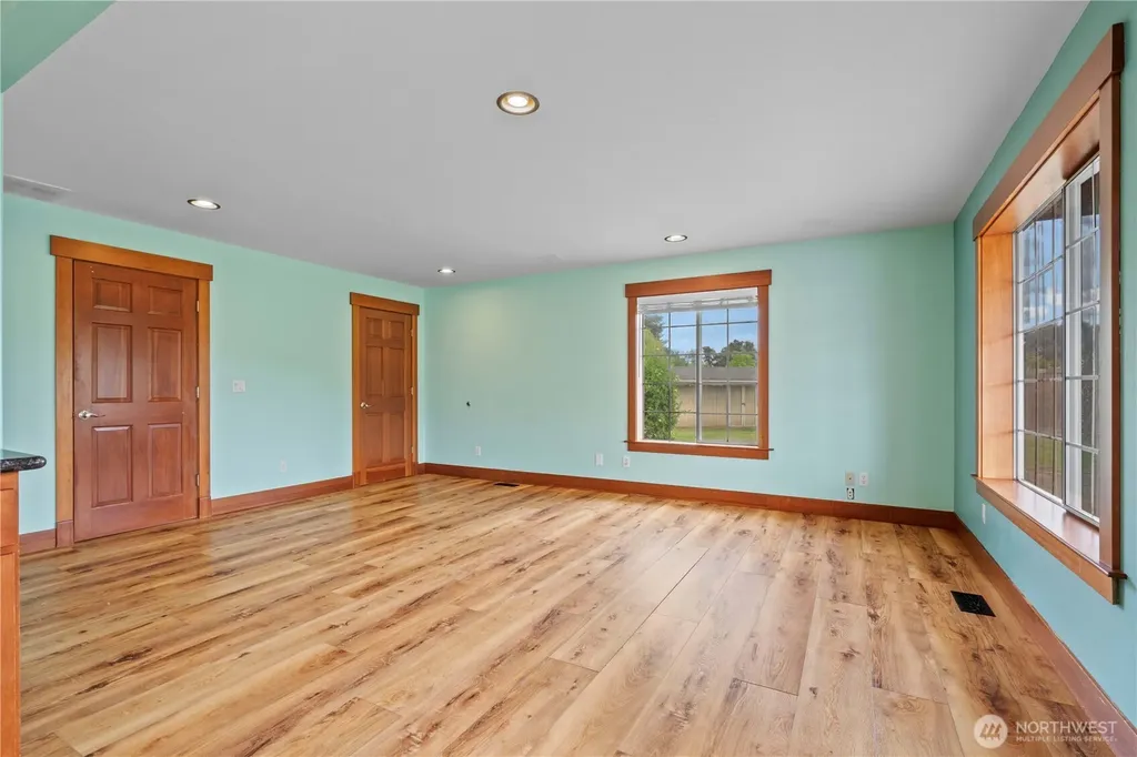 16405 86th Street E Sumner WA 98390