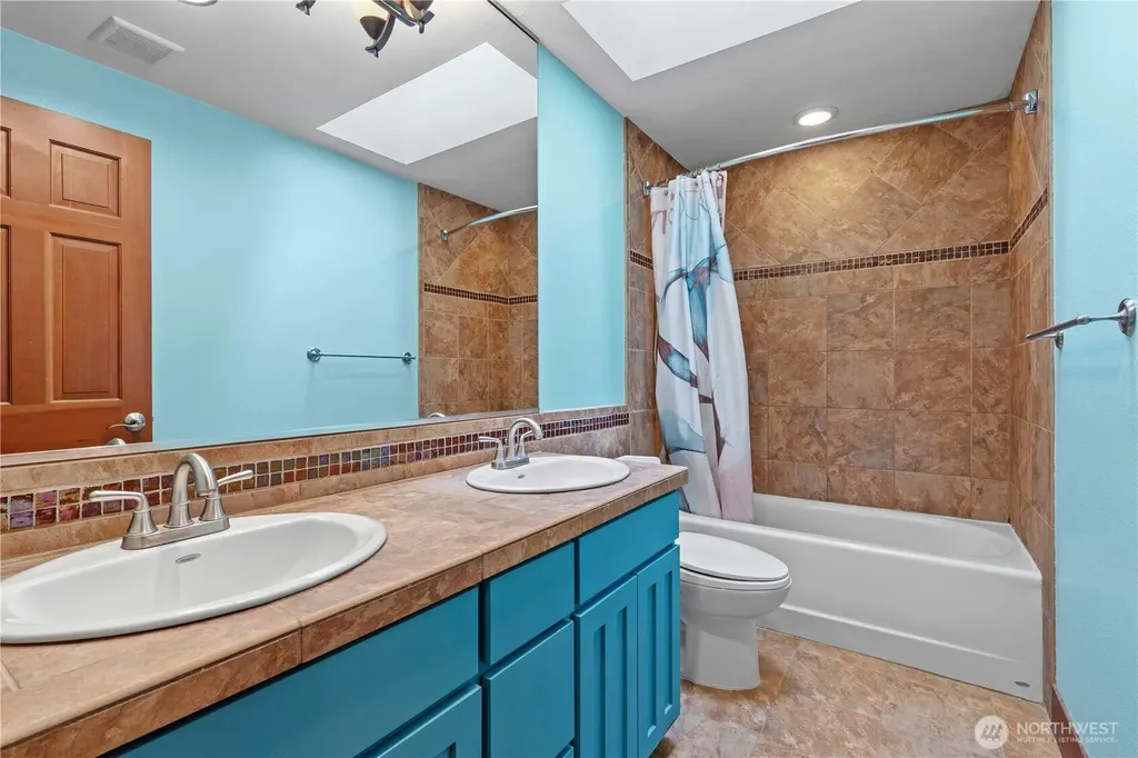 16405 86th Street E Sumner WA 98390