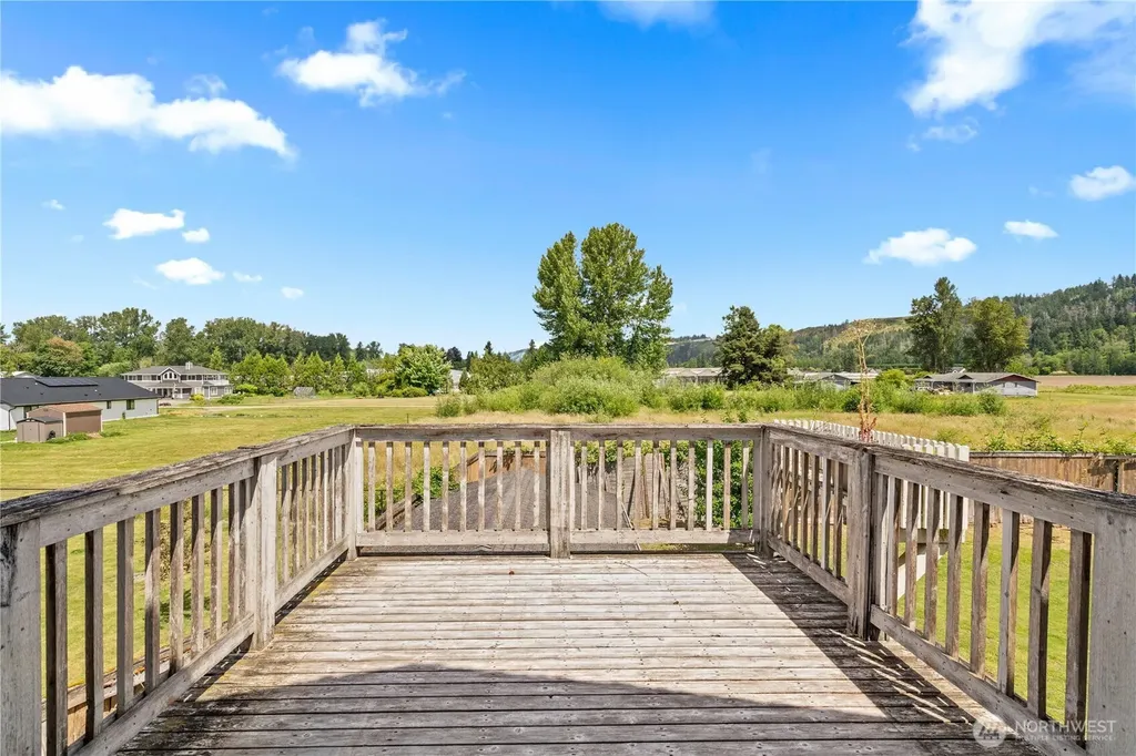 16405 86th Street E Sumner WA 98390