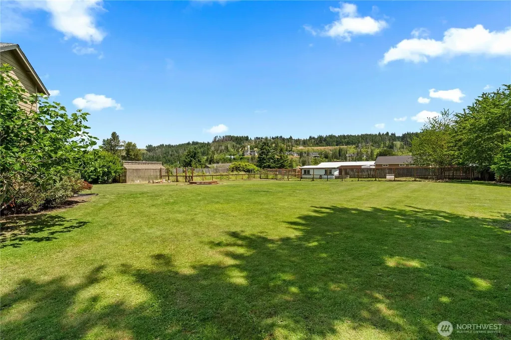 16405 86th Street E Sumner WA 98390