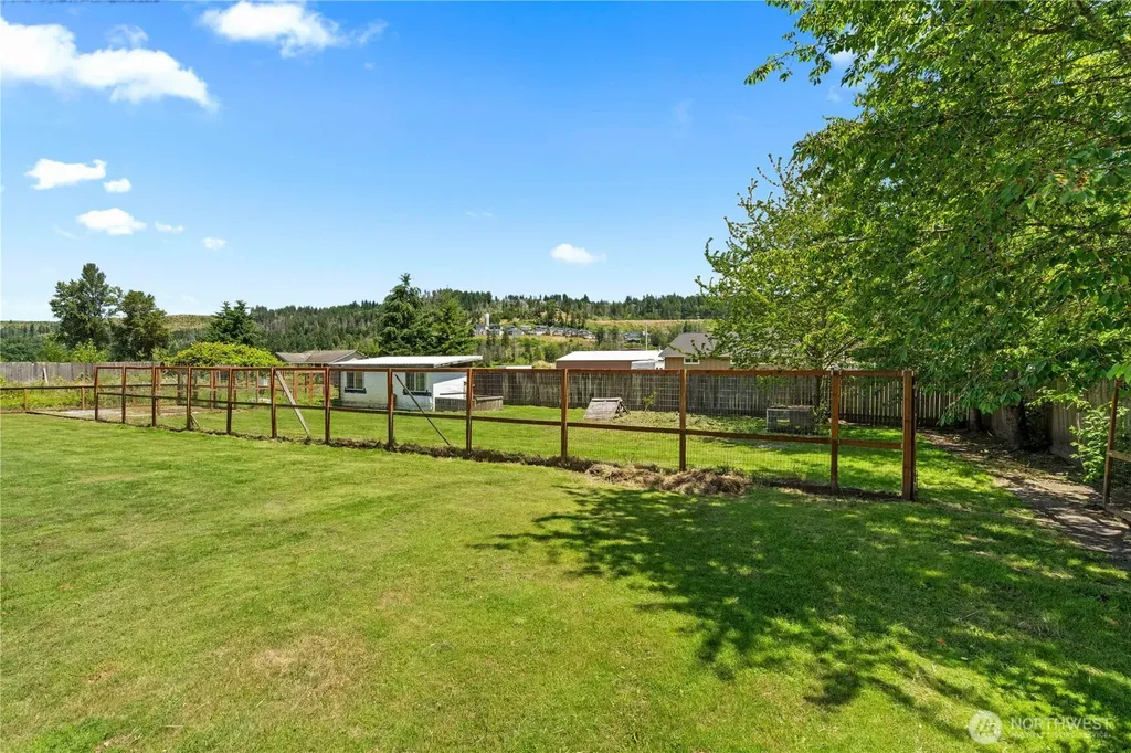 16405 86th Street E Sumner WA 98390