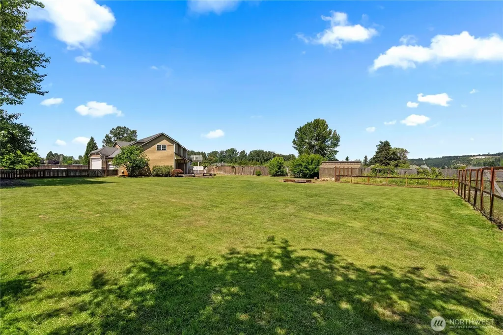 16405 86th Street E Sumner WA 98390