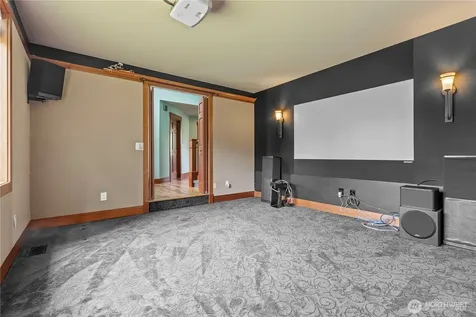 16405 86th Street E Sumner WA 98390