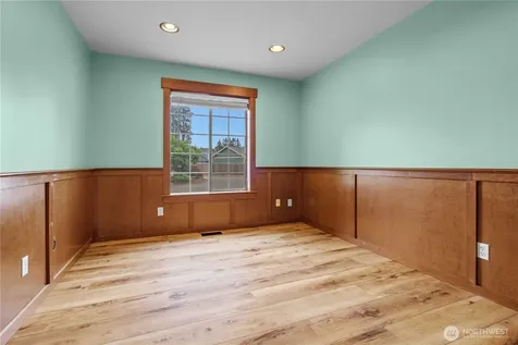 16405 86th Street E Sumner WA 98390