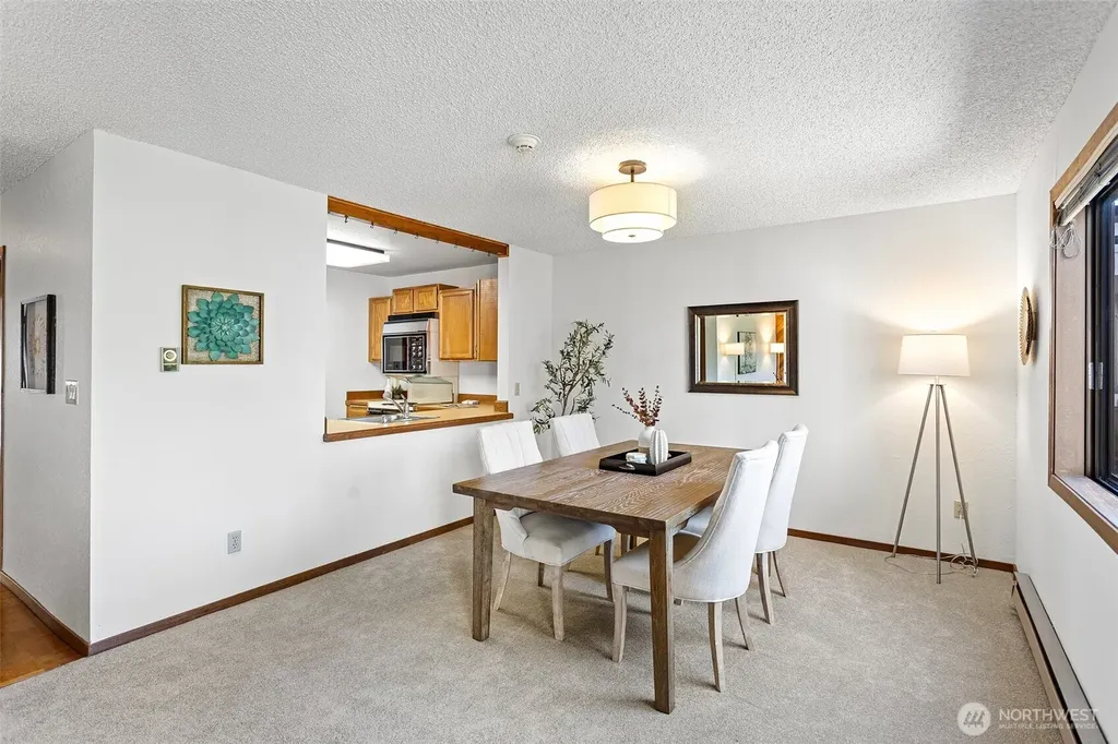 12840 SE 40th Court Bellevue WA 98006