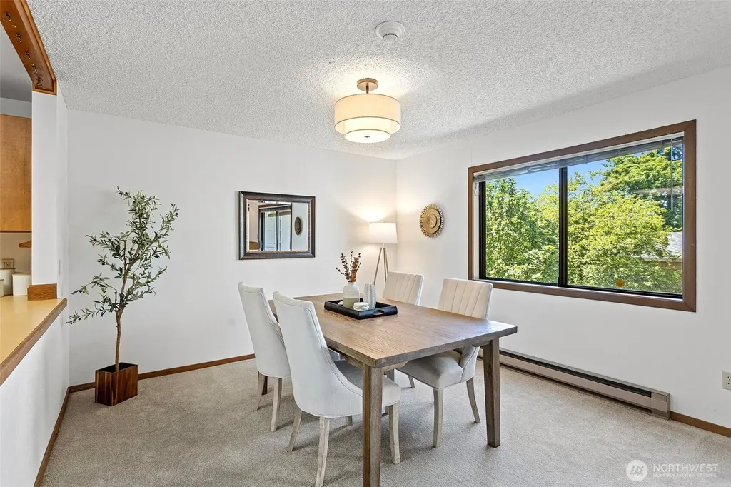 12840 SE 40th Court Bellevue WA 98006