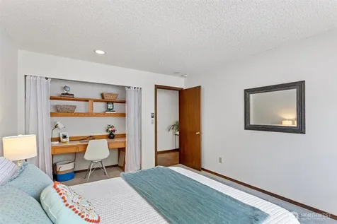 12840 SE 40th Court Bellevue WA 98006