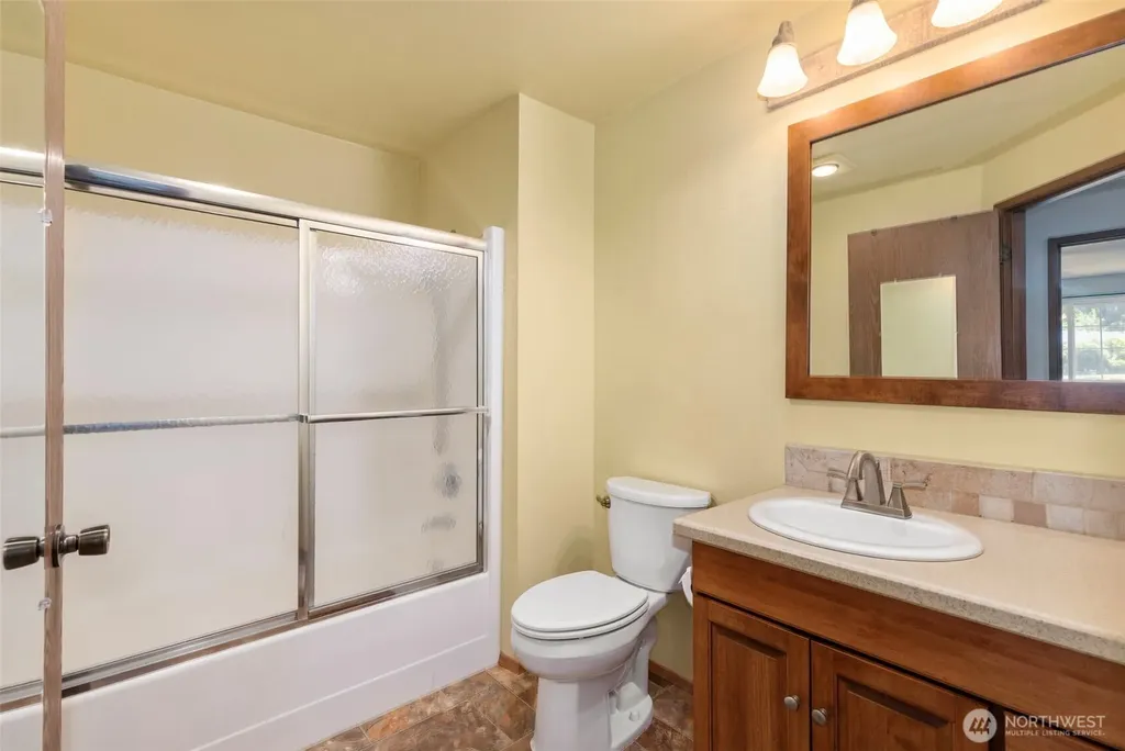 960 NE Melanie Court Bremerton WA 98311
