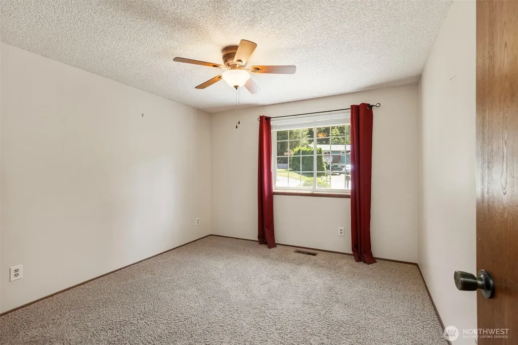 960 NE Melanie Court Bremerton WA 98311