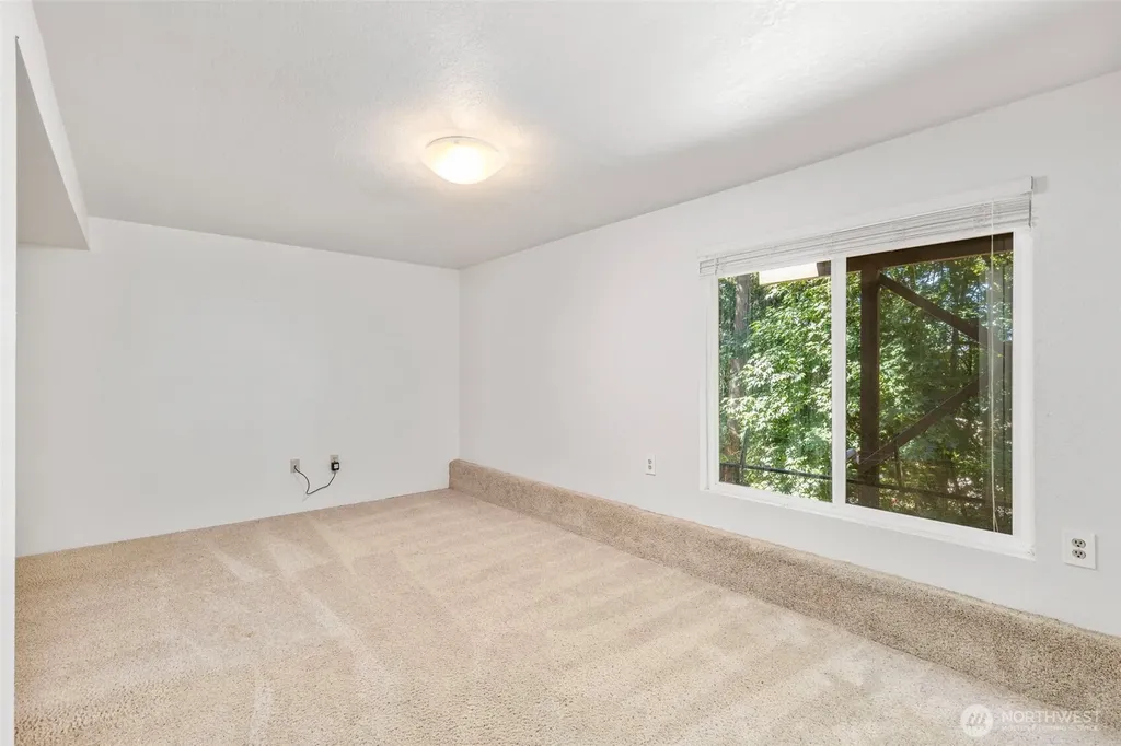 960 NE Melanie Court Bremerton WA 98311