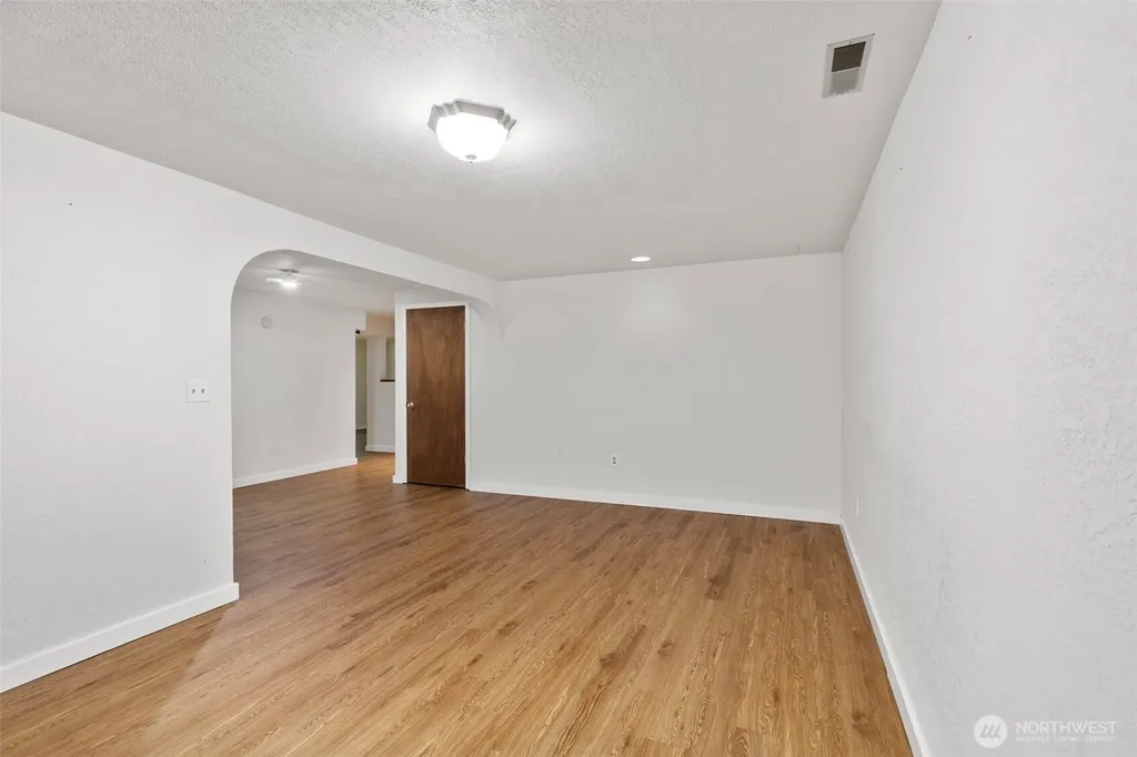 960 NE Melanie Court Bremerton WA 98311