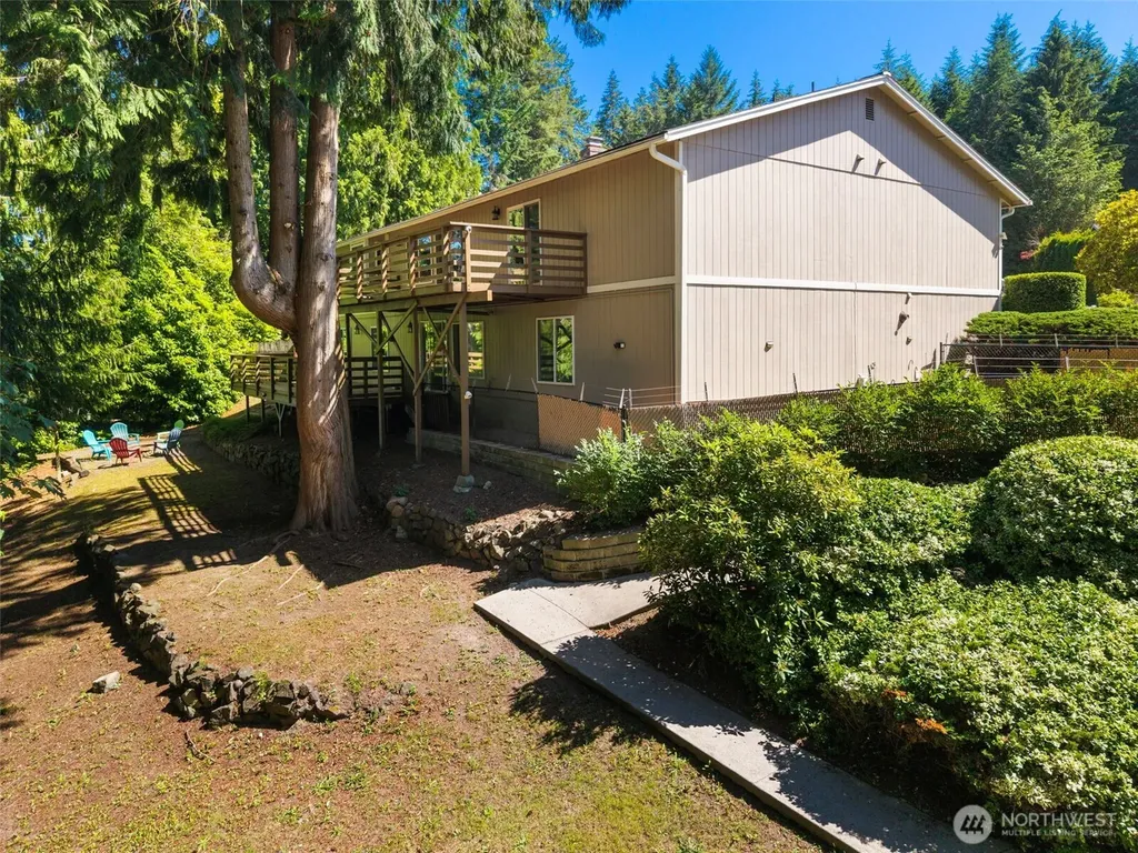 960 NE Melanie Court Bremerton WA 98311
