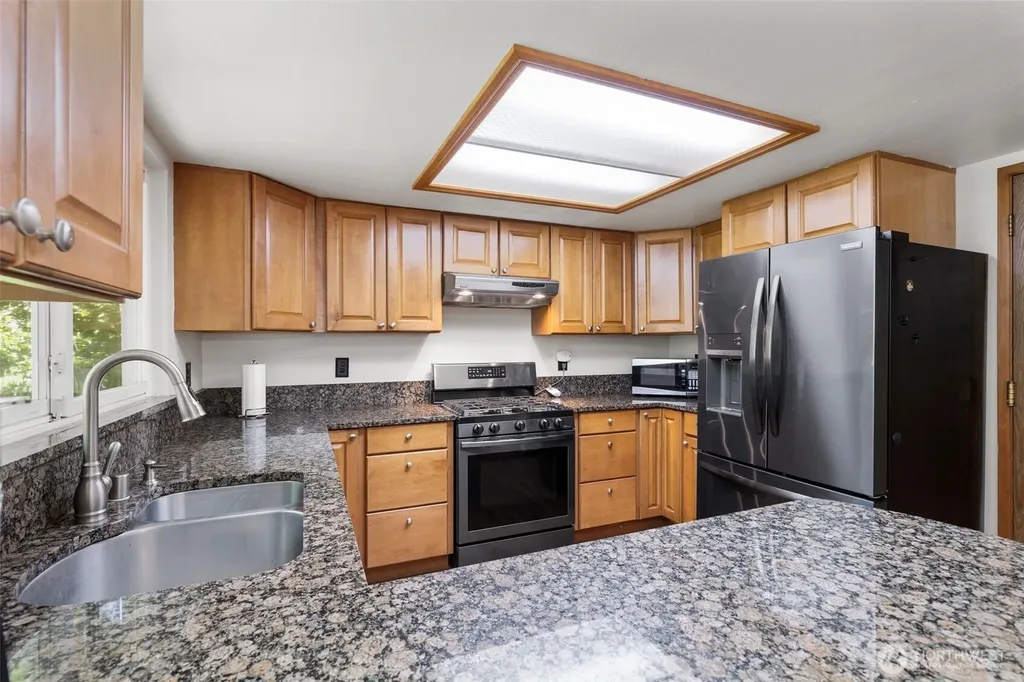 960 NE Melanie Court Bremerton WA 98311