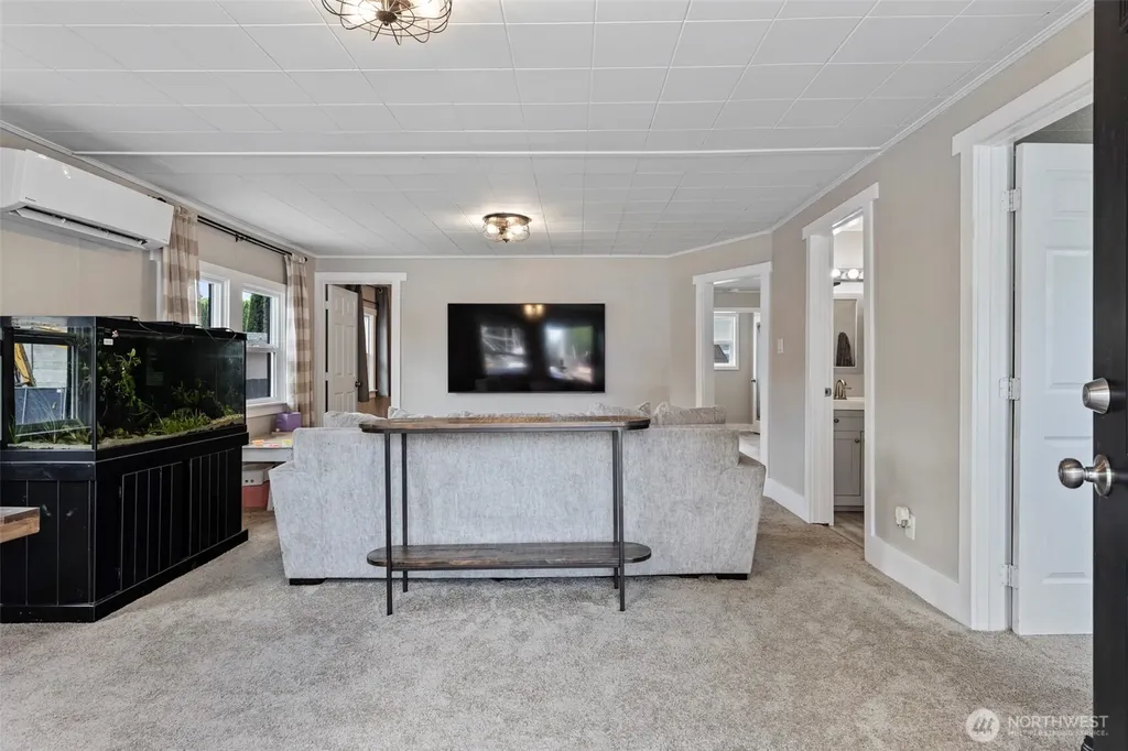 706 Harrison Street Sumner WA 98390
