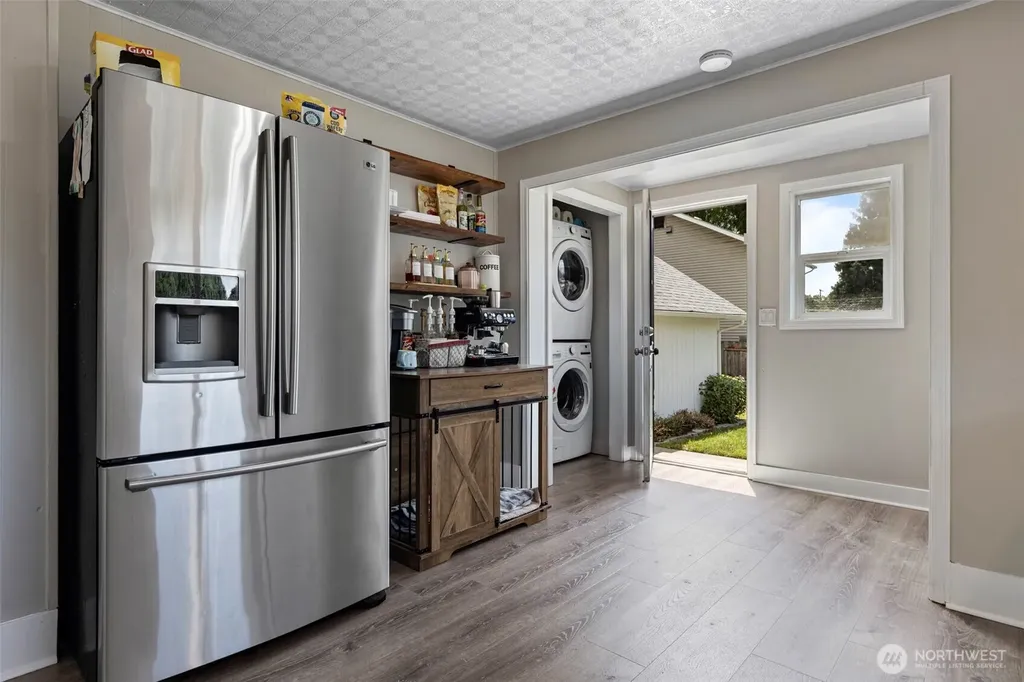 706 Harrison Street Sumner WA 98390