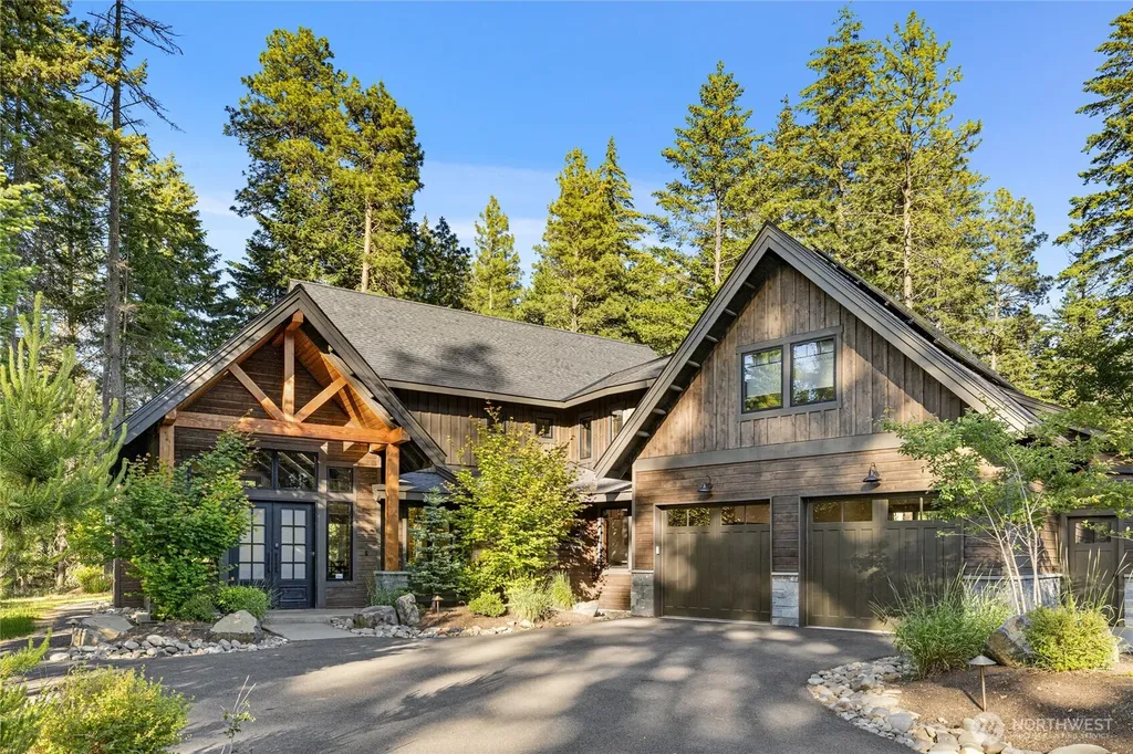 1230 Kokanee Loop Cle Elum WA 98922