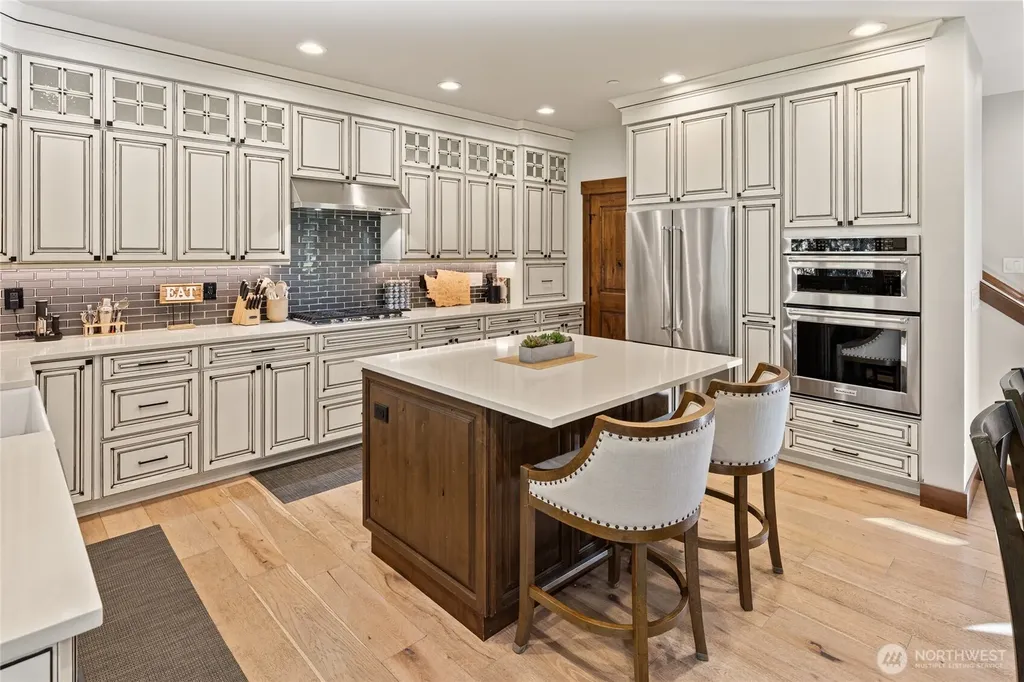 1230 Kokanee Loop Cle Elum WA 98922