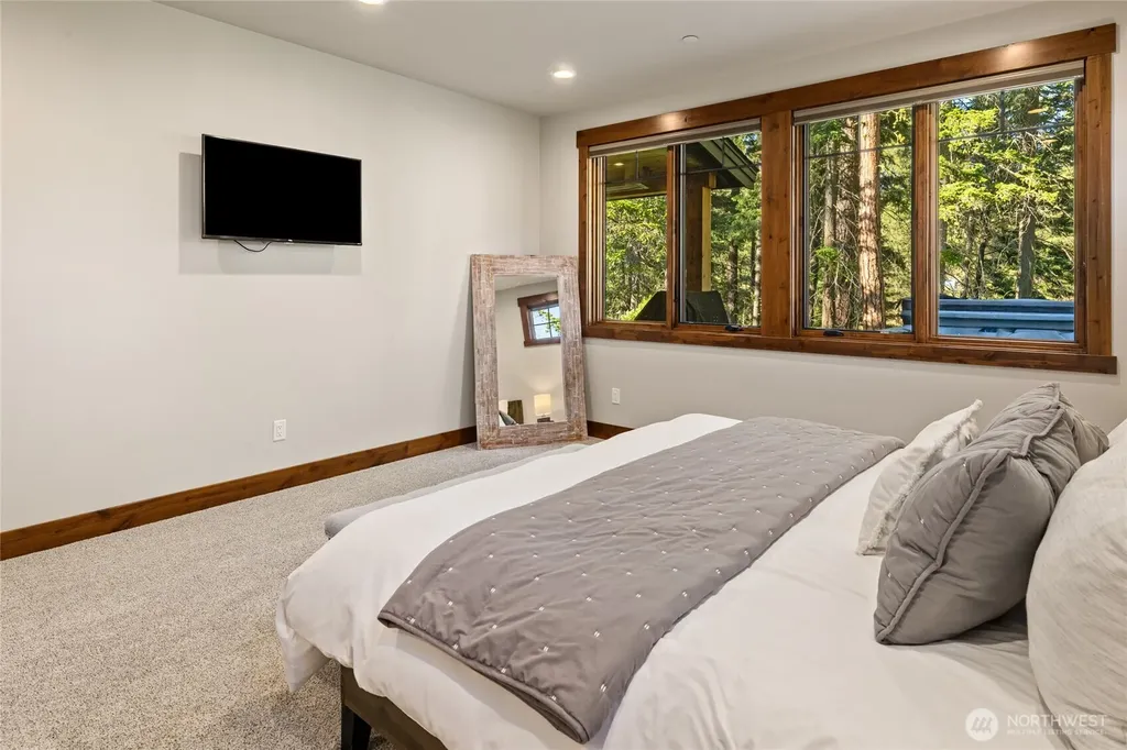 1230 Kokanee Loop Cle Elum WA 98922