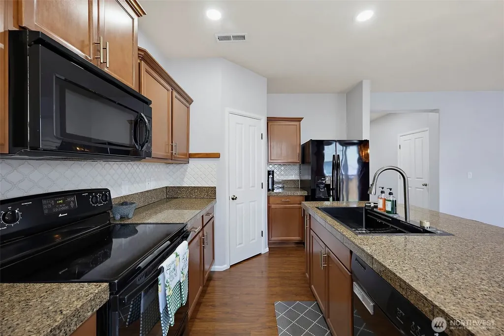 16478 Greenbrier Street SE Yelm WA 98597