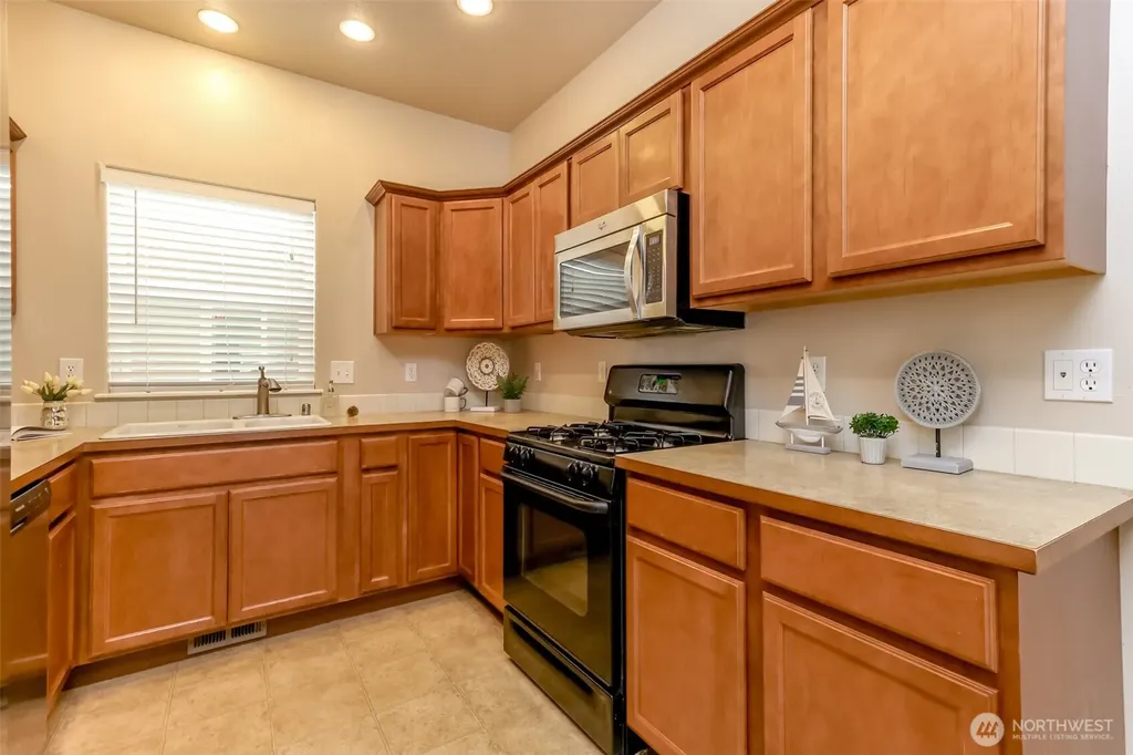 4947 Balustrade Boulevard SE Lacey WA 98515