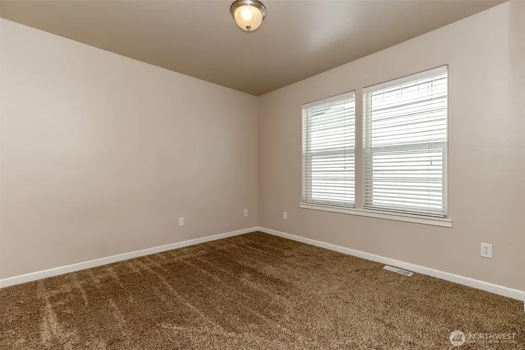 4947 Balustrade Boulevard SE Lacey WA 98515