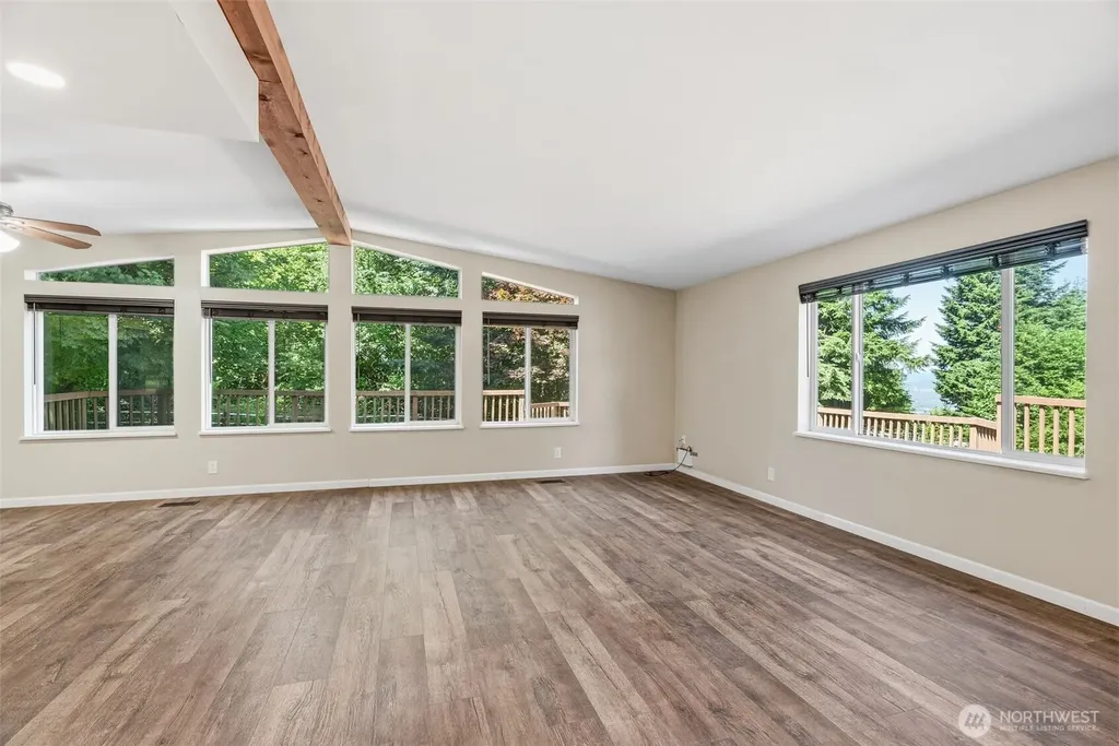 210 Webster Lane Woodland WA 98674