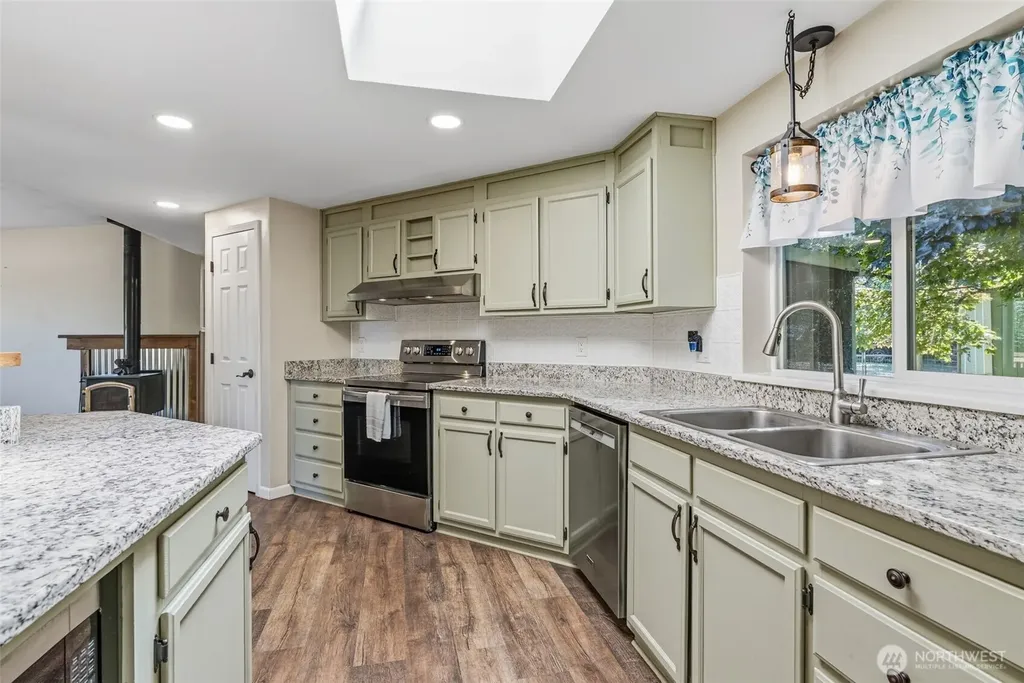 210 Webster Lane Woodland WA 98674