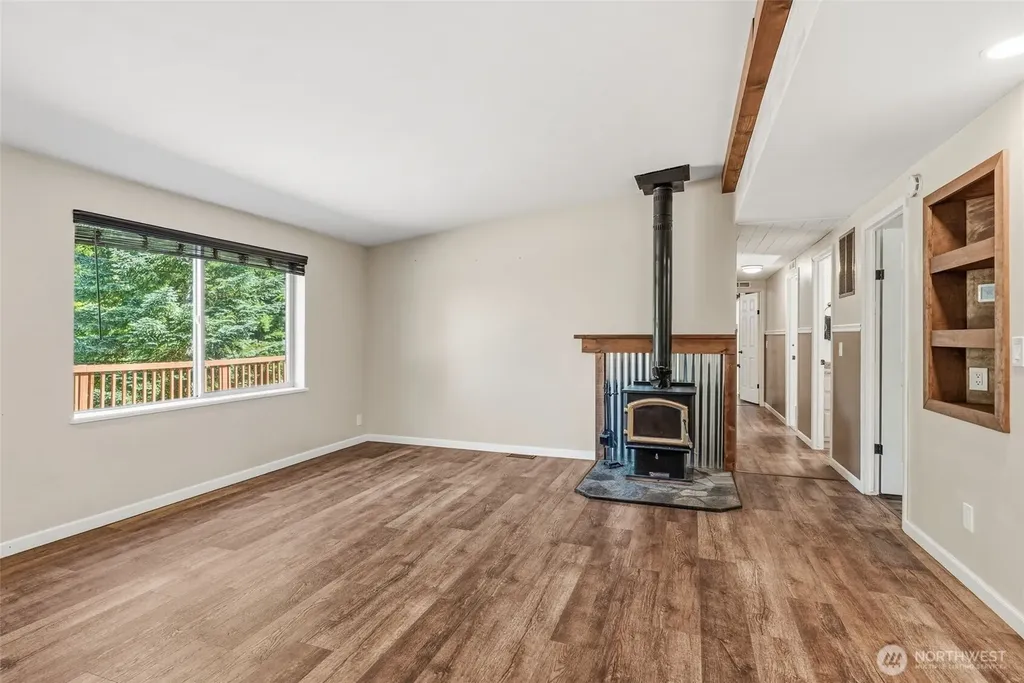 210 Webster Lane Woodland WA 98674
