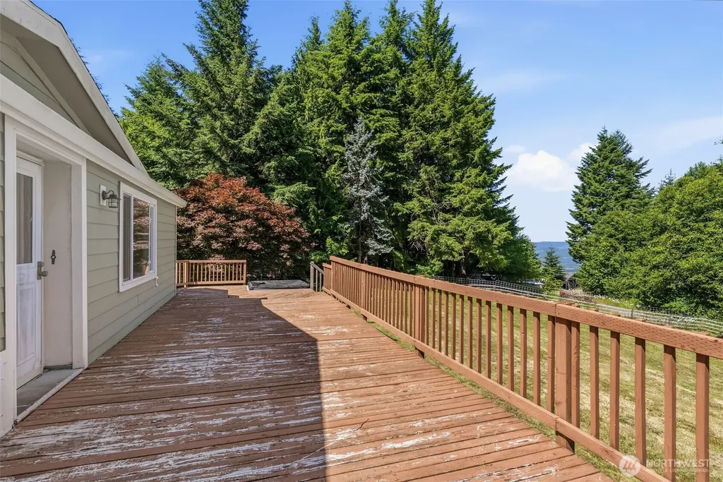 210 Webster Lane Woodland WA 98674