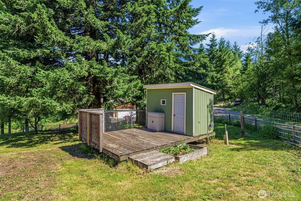 210 Webster Lane Woodland WA 98674