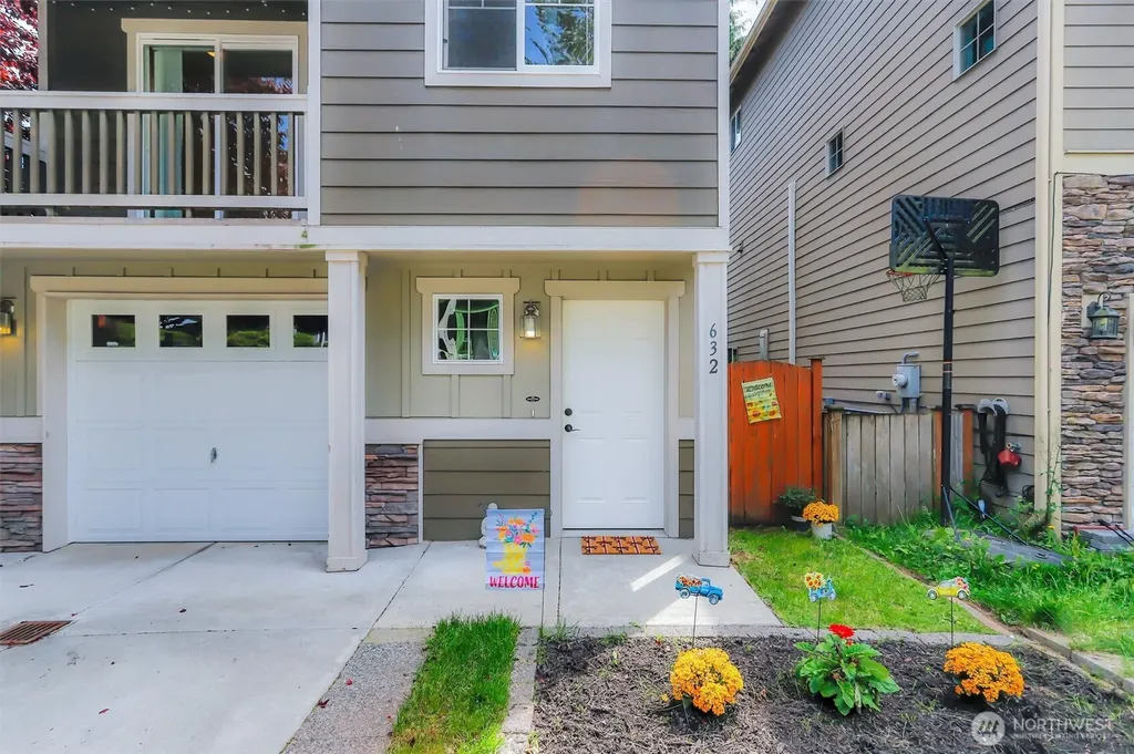 632 95th Court SE Everett WA 98208