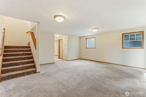 632 95th Court SE Everett WA 98208