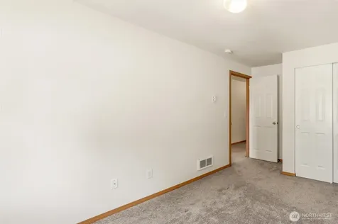 632 95th Court SE Everett WA 98208