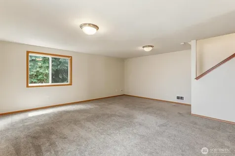 632 95th Court SE Everett WA 98208