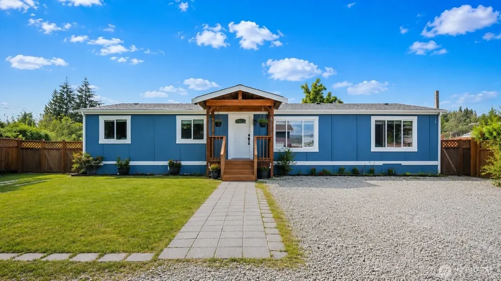322 Chicago Boulevard S Pacific WA 98047