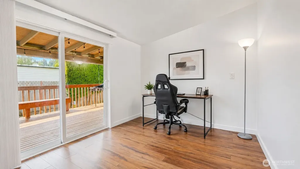 322 Chicago Boulevard S Pacific WA 98047