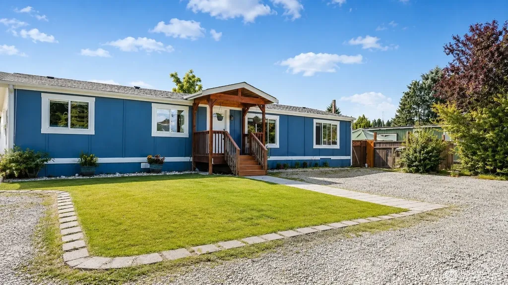 322 Chicago Boulevard S Pacific WA 98047