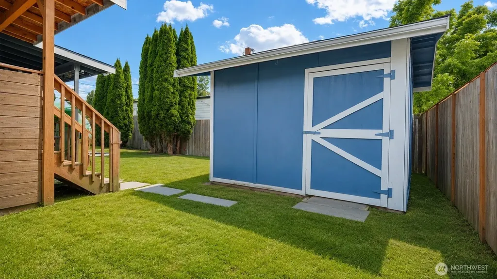 322 Chicago Boulevard S Pacific WA 98047
