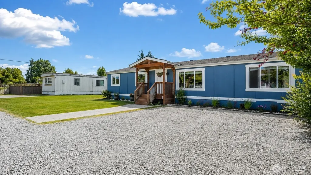 322 Chicago Boulevard S Pacific WA 98047