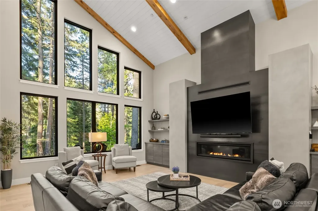 1280 Kokanee Loop Cle Elum WA 98922