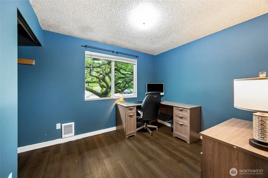 8915 Quinault Drive NE Olympia WA 98516