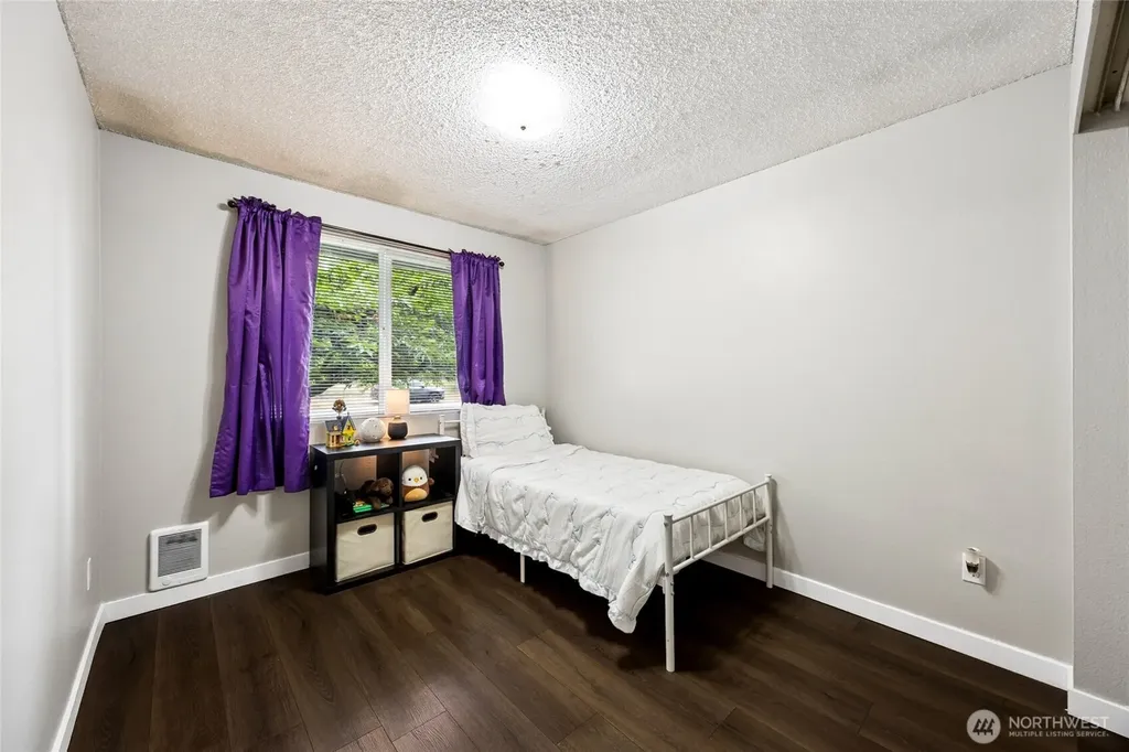 8915 Quinault Drive NE Olympia WA 98516