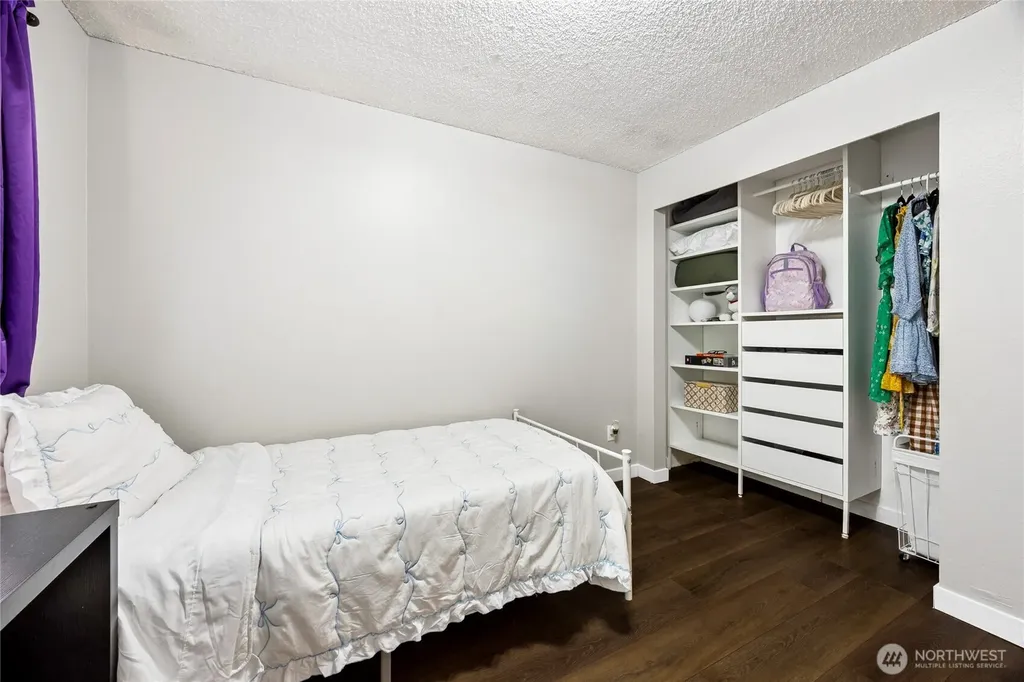 8915 Quinault Drive NE Olympia WA 98516