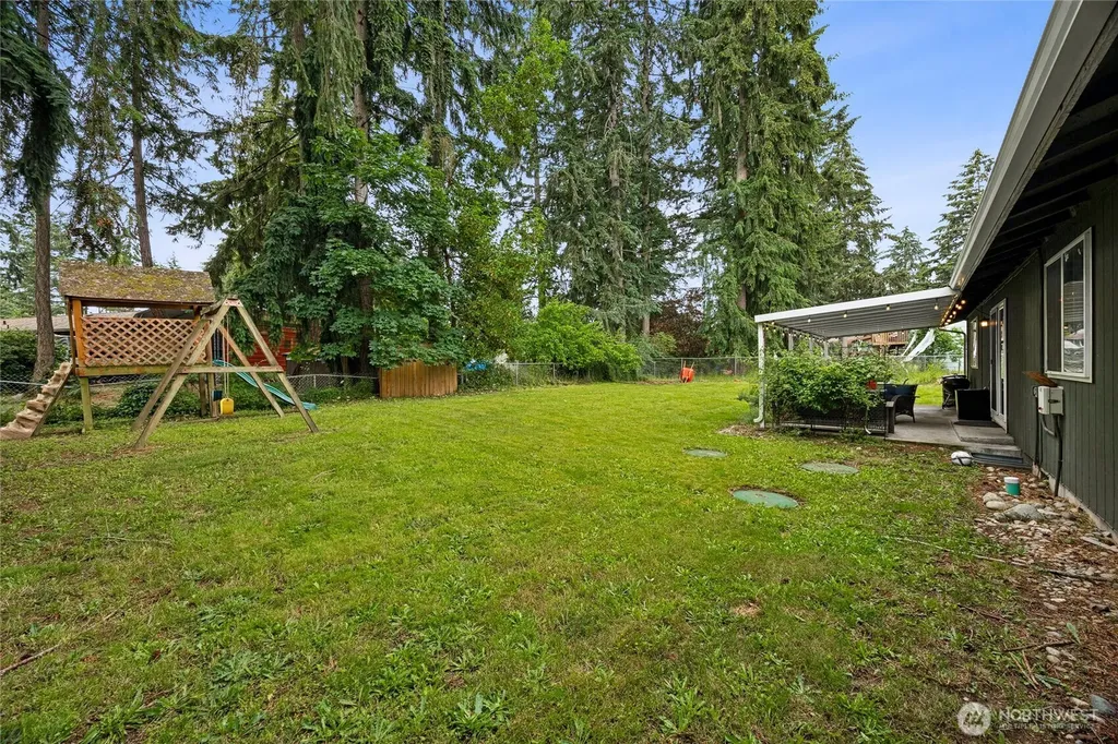 8915 Quinault Drive NE Olympia WA 98516