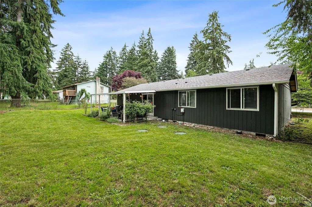8915 Quinault Drive NE Olympia WA 98516