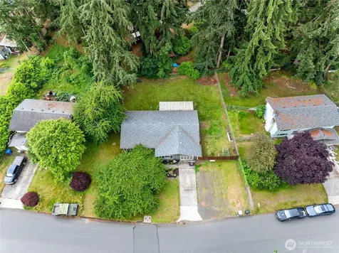 8915 Quinault Drive NE Olympia WA 98516