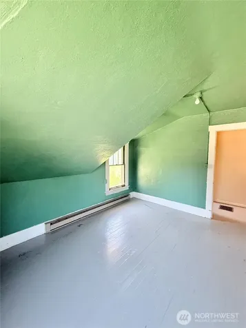 224 Bartlett Avenue E Omak WA 98841