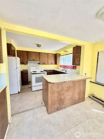 224 Bartlett Avenue E Omak WA 98841