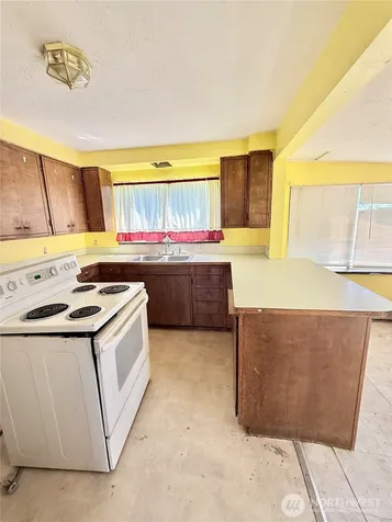 224 Bartlett Avenue E Omak WA 98841