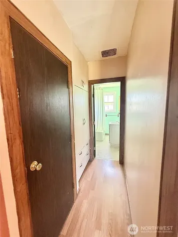 224 Bartlett Avenue E Omak WA 98841